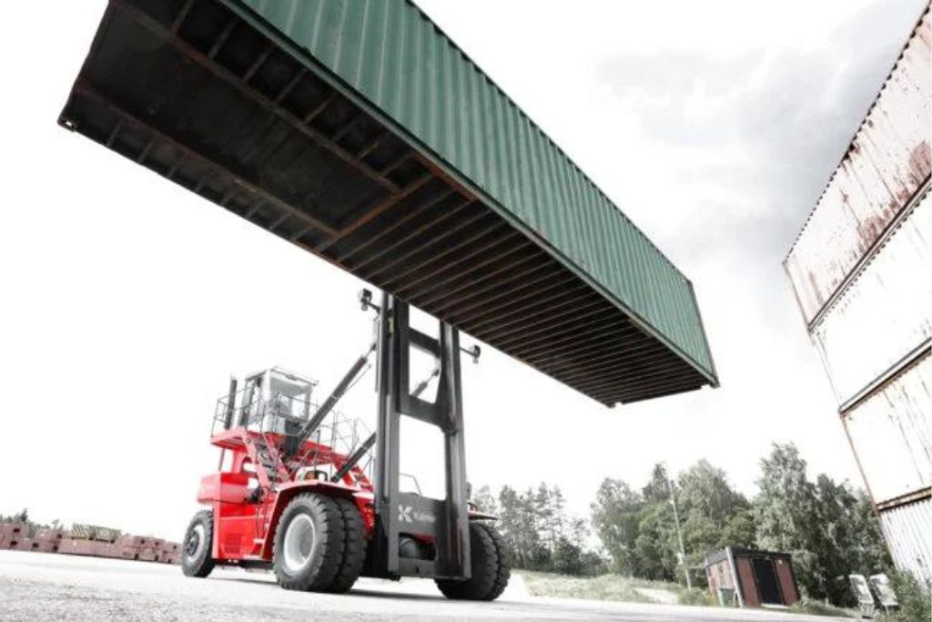 Manipulador de Container Vazio