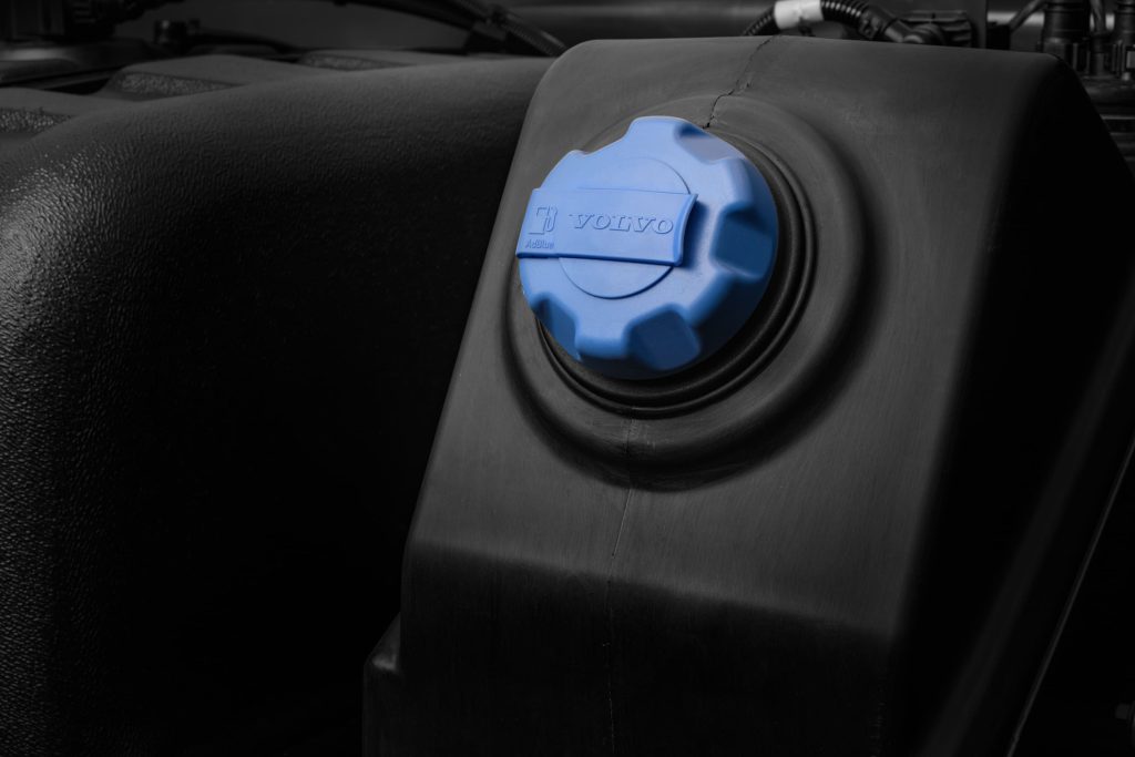 Volvo VMX detalhes tanque