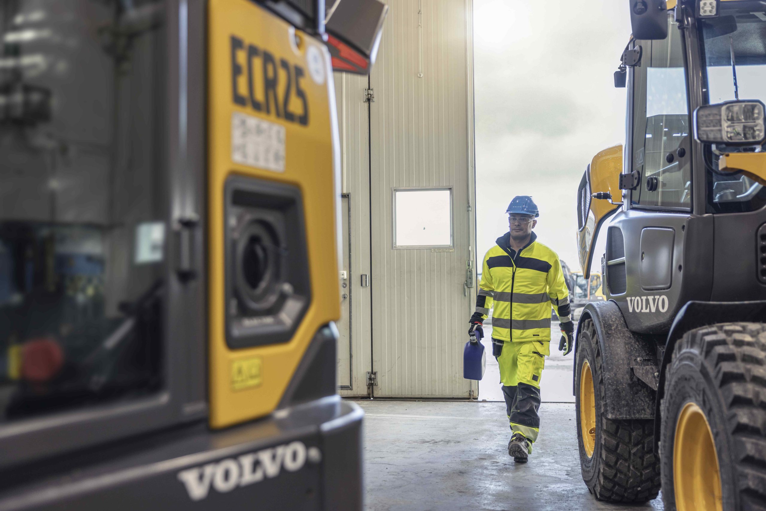 Tracbel na final do mundial scaled Tracbel avança para a final do evento que reúne os melhores mecânicos da Volvo CE no mundo