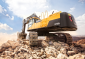 Escavadeira Volvo EC750D trabalhando na pedreira