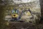 Escavadeira Volvo elétrica Volvo ECR25 na operação-compressed